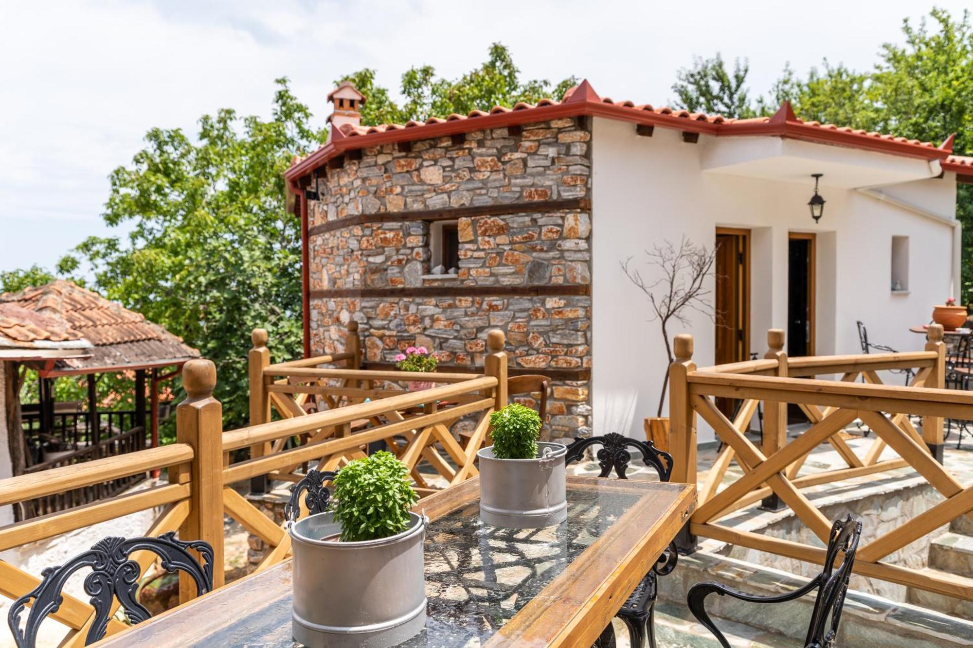 Ξενώνας Τ'Αρχοντικό Palaios Panteleimonas Exteriér fotografie